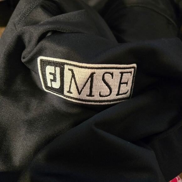 Footjoy black quarter zip sweater size XL - Picture 6 of 7